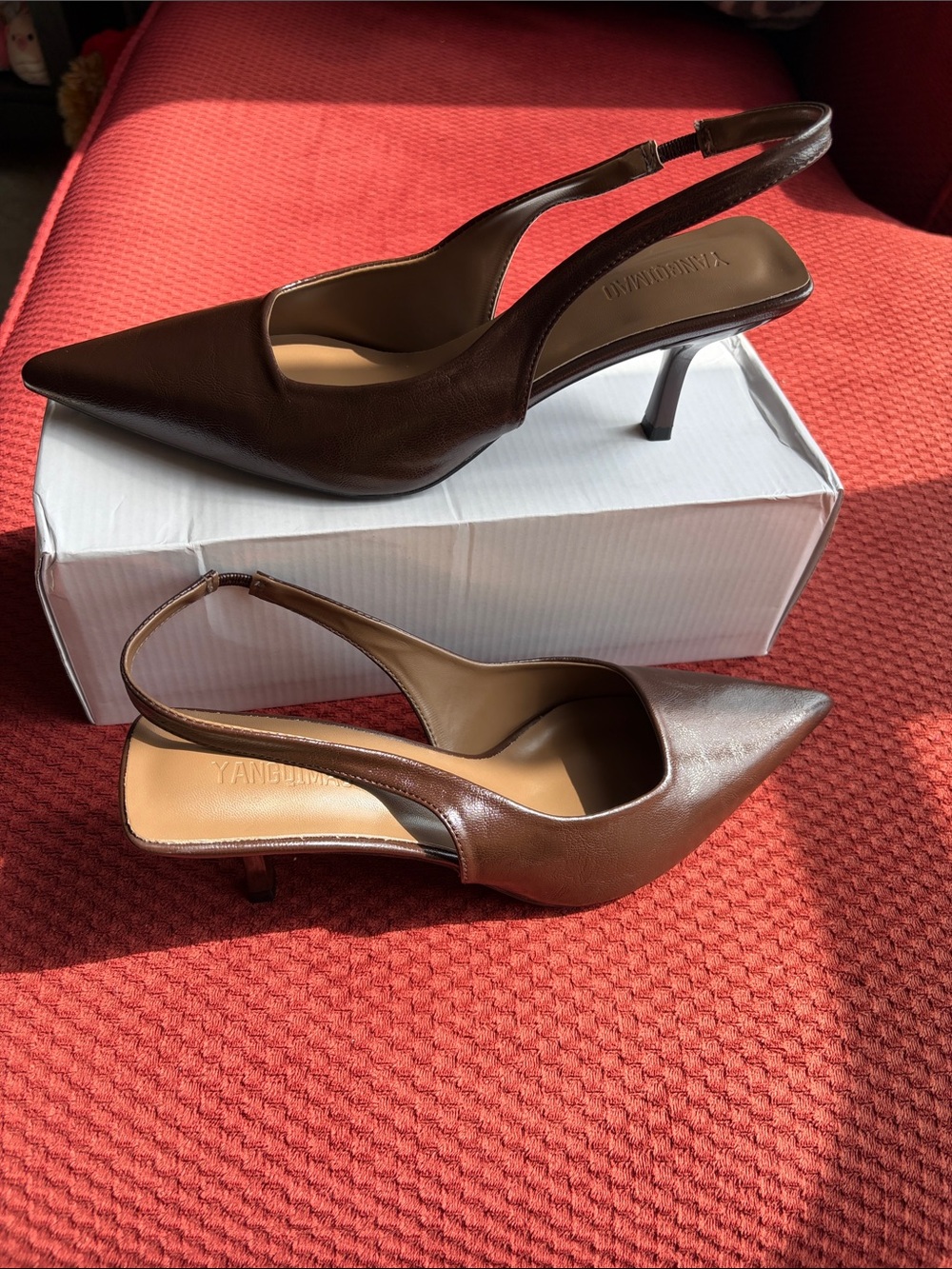 Women's Pointed Slingback Kitten Heels in Dark Brown Never Worn